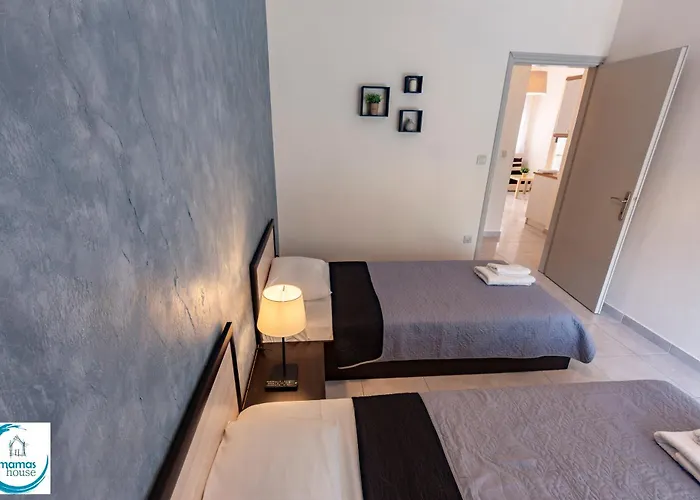Mama's House Luxury B Апартаменты Флогита